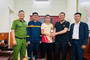 Bất ngờ nhận 500 triệu đồng từ tài khoản lạ, cán bộ công an báo đơn vị khẩn trương xác minh