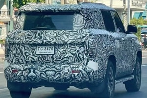 Không còn giấu giếm: Mitsubishi Pajero 2026 đi kè kè Ford Everest để 'học bài', quyết khắc phục điểm yếu chí mạng trước khi tái xuất