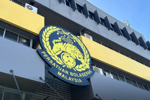 CĐV Malaysia bức xúc khi đội nhà bị xử thua Việt Nam, đòi phá bỏ FAM, xây dựng lại