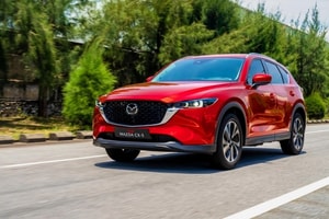 Bán hơn 1.000 xe trong tháng 2/2026: VinFast VF 7, Tucson bám đuổi quyết liệt, mẫu CUV Nhật này vẫn 'một mình một ngựa'