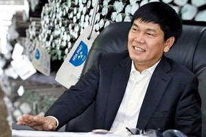 Tỷ phú Trần Đình Long họp việc lớn đều tuyên bố ‘ai bàn lùi xin mời ra ngoài’, yêu cầu mọi dự án phải cạnh tranh được với Trung Quốc