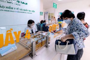 Lương cơ sở dự kiến tăng từ 1/7, mức đóng BHYT hộ gia đình sẽ thay đổi ra sao?