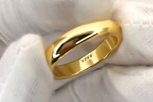 Cụ H. đem 19 chỉ vàng đi bán nhưng bất ngờ bị công an ngăn chặn