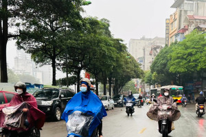 Miền Bắc tiếp tục mưa nhỏ lất phất