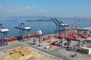 Cách nào gỡ điểm nghẽn cửa khẩu, logistics Quảng Ninh?