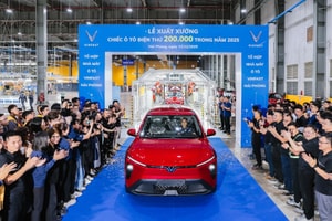 Lãnh đạo Đà Nẵng đã thu được ‘kinh nghiệm quý’ sau chuyến thăm nhà máy xe điện 175.000 tỷ đồng của VinFast