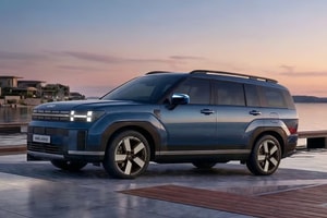 Một lít xăng chạy được 19,6 km, SUV hybrid nhập từ Việt Nam gây chú ý tại Thái Lan: Nội thất sang, công nghệ dày đặc, giá bất ngờ