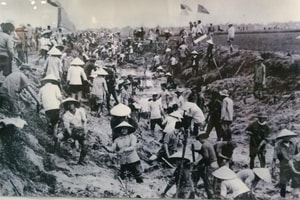 Huy động hơn 100.000 nhân công làm nên công trình giao thông huyết mạch dài 1.730km của Việt Nam, nửa thế kỷ vẫn không thể thay thế