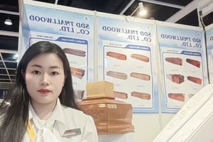 U30 nữ giáo viên quyết định nghỉ việc để rẽ hướng kinh doanh mặt hàng cho người đã khuất: Khách châu Âu rất thích, kiếm được 155 tỷ mỗi năm