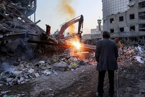 Cuộc chiến ở Iran: Nguy cơ Mỹ sa lầy, Trung Quốc âm thầm hưởng lợi