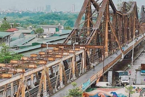 2 ngày nữa, cấm toàn bộ phương tiện qua cây cầu thép có tuổi đời lớn nhất Việt Nam