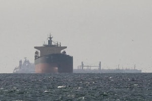 UAE sẵn sàng triển khai hải quân, thúc đẩy 'khơi thông' eo biển Hormuz