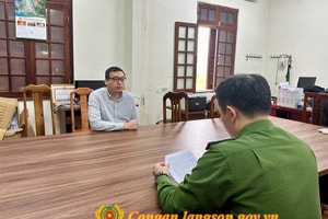 Công an bất ngờ kiểm tra một văn phòng luật, bắt quả tang Luật sư Lê Văn Sơn đang thực hiện hành vi vi phạm
