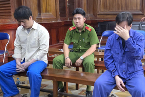 Tuyên án cựu cán bộ Thuế đưa hối lộ 1,6 tỷ đồng