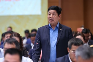 Ông Trương Gia Bình nói về 'cơn sóng thần' chưa từng có và điều doanh nghiệp Việt cần làm để không bị bỏ lại