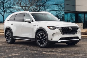 Mazda CX-90 gặp rắc rối lớn trước ngày về Việt Nam, mẫu SUV gần 2,5 tỷ liệu có vượt được ‘đại nạn’?