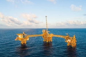 Giá thuê giàn cao trong bối cảnh khối lượng công việc đã ký gia tăng ở mảng khoan dầu khí