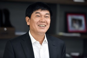 Hứa trước hơn 1.000 cổ đông, tỷ phú Trần Đình Long thực hiện cam kết chưa hoàn thành suốt 4 năm qua
