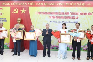 Truy tặng danh hiệu Bà mẹ Việt Nam anh hùng cho 12 mẹ liệt sĩ