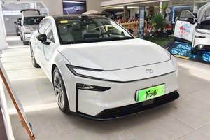 Sedan điện dài hơn 5 mét của Toyota chốt 3.100 đơn ngay giờ đầu trình làng: Tích hợp hệ sinh thái nhà thông minh, trang bị LiDAR sử dụng 27 cảm biến, chạy 710 km/lần sạc, giá ngang xe hạng B