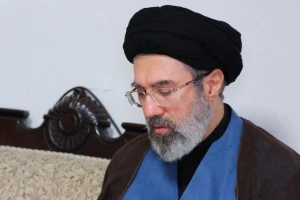Lãnh tụ Tối cao Iran gửi thư cho quan chức Iraq