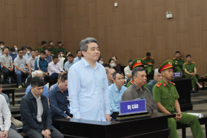 Giám đốc đưa hối lộ 40 tỷ đồng ‘xin’ bán 175 cây vàng để khắc phục hậu quả