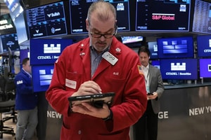 Dow Jones tăng nhẹ sau chuỗi giảm dài nhất kể từ năm 2022