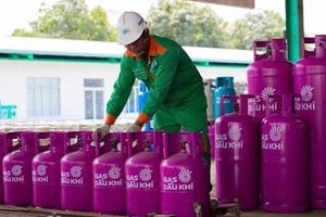 Kỷ lục: Người dân phải trả hơn 660.000 đồng để mua một bình gas từ hôm nay