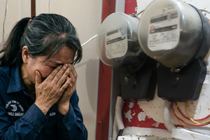 Phải trả 650 triệu tiền điện trong suốt 6 năm, người phụ nữ bàng hoàng phát hiện đã đóng hộ cả tiền điện của chủ nhà và nhiều phòng trọ khác