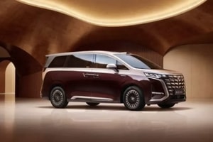 Mẫu MPV xịn ngang KIA Carnival và rẻ gấp 3 lần Toyota Alphard: 6 phiên bản xăng - điện đủ cả, cửa trượt cùng hỗ trợ lái 5.0