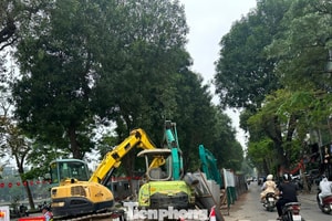 Hà Nội phân luồng giao thông tại các tuyến phố có rào chắn dự án chống ngập