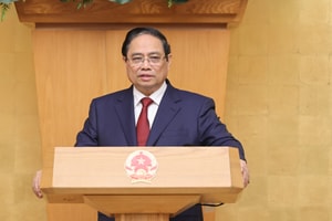 Thủ tướng chỉ đạo hạ lãi suất, thúc tăng trưởng kinh tế