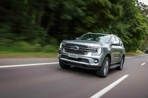Tiêu thụ 10 lít/100 km: Ford Everest bản mạnh gần 300 mã lực rộng cửa về Việt Nam, đây là bằng chứng!