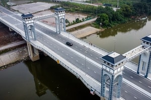 Lần đầu tiên Việt Nam xây dựng cây cầu có tháp vọng cảnh: Kiến trúc đậm chất làng quê Bắc Bộ, nằm trên tuyến đường nghìn tỷ