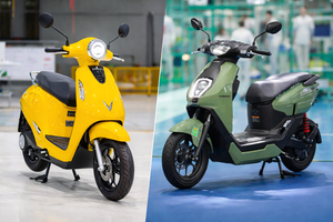 Tài chính chỉ hơn 20 triệu đồng, mua xe máy điện VinFast hay Honda tốt hơn?