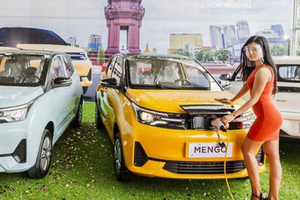 Giá xăng tăng vọt hơn 36.000 đồng/lít, Campuchia ban hành Nghị định mới khiến xe xăng chịu thuế gấp 6 lần xe điện