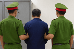Bắt khẩn cấp Duy Dũng sinh năm 1973