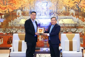 Tập đoàn Trung Quốc mong muốn hợp tác tái thiết đô thị, Chủ tịch Hà Nội khẳng định phù hợp tầm nhìn 100 năm