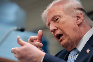 Ông Trump bị chỉ trích dữ dội sau phát ngôn gây tranh cãi về Iran