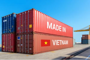 Nguy cơ bị điều tra thương mại vì phụ thuộc nguyên liệu từ Trung Quốc: Ngành dệt may tỷ USD đứng trước bài toán khó