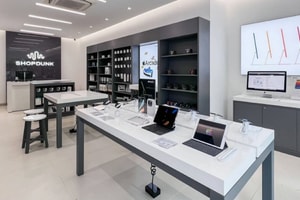 Một chuỗi cửa hàng phân phối iPhone hàng đầu Việt Nam bị Cục thuế 'nhắc tên'