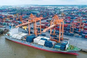 ADB: Kinh tế Việt Nam vững vàng trước thách thức toàn cầu