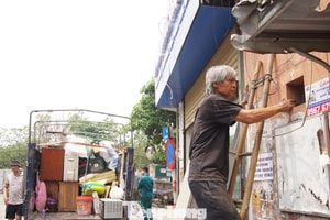 Hà Nội: Hỗ trợ 49 hộ dân dọn dẹp, tháo dỡ nhà để làm trụ cầu Tứ Liên