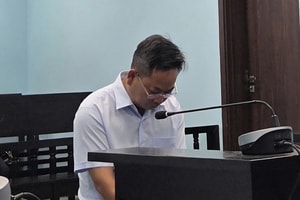 Tuyên án 7 năm 6 tháng tù đối với ‘nhân viên Phòng Chỉ đạo tuyến Bệnh viện Đa khoa Xanh Pôn’