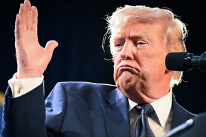 500 triệu USD trong 1 phút: Lệnh hoãn tấn công Iran của ông Trump bị nghi 'lộ trước giờ G', Nhà Trắng cảnh báo khẩn