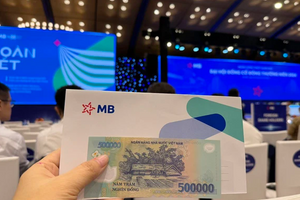 Sẽ không còn phong bì 500.000 đồng, MB thông báo 'cắt' chi phí hỗ trợ cổ đông