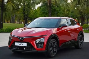 Doanh số xe tháng 3 phân khúc SUV hạng C: Mazda CX5 mất ngôi vương, khách Việt quay xe chọn VinFast VF 7 và tân binh Mitsubishi Destinator