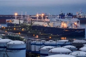 'Khách ruột' phụ thuộc 75% khí đốt Mỹ bất ngờ tính 'quay lưng', muốn tự chủ giữa cú sốc giá dầu vượt 100 USD/thùng