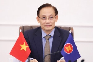 ASEAN kêu gọi đảm bảo lưu thông thông suốt tại eo biển Hormuz