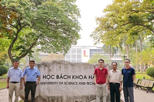 Gia đình '3 đời học Bách khoa' gây bão mạng: Ông đỗ ĐH năm 16 tuổi, được giữ làm giảng viên, con cháu được tuyển thẳng, đi du học